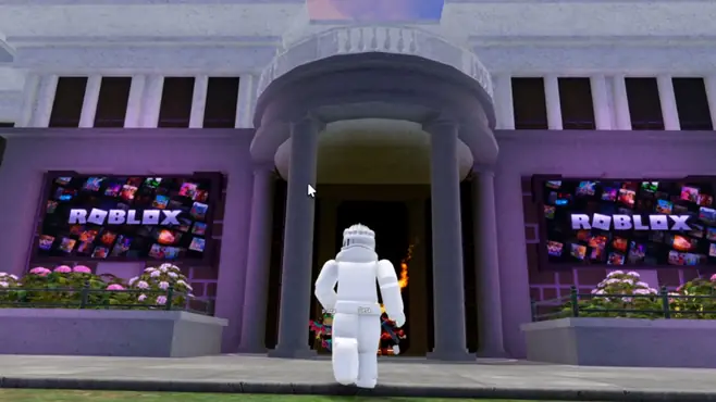 Como obter um boné Roblox Classic grátis - Visite a área de jogos